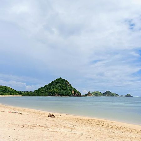 Ayu Homestay Kuta  Ngoại thất bức ảnh