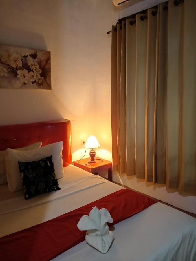 Ayu Homestay Kuta  Ngoại thất bức ảnh